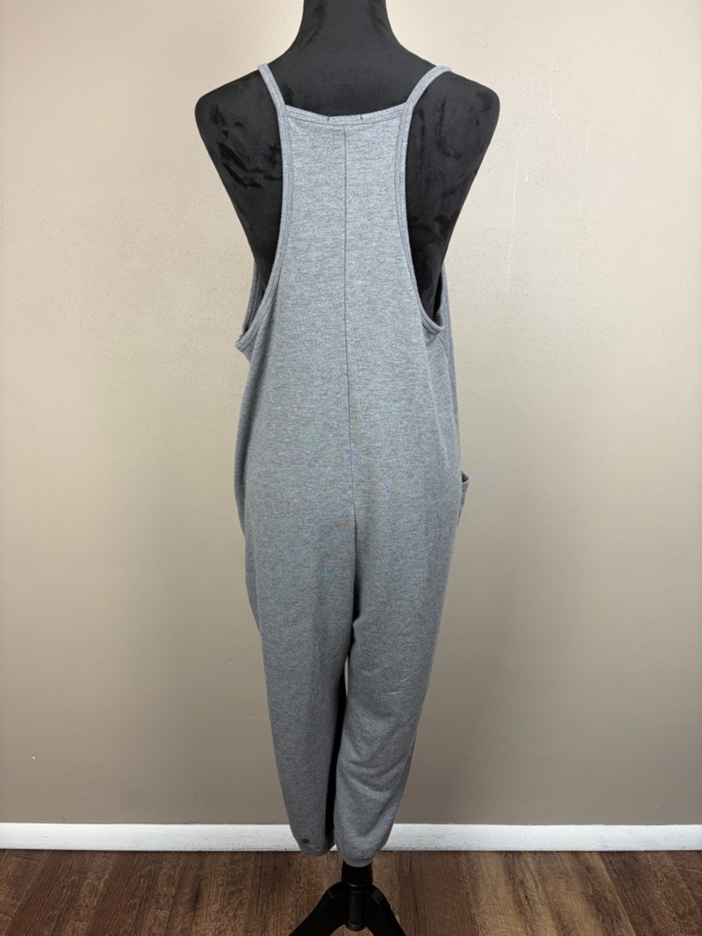 Wild Fable Grey Sleeveless Slouchy Knit Haren Jumpsuit Baggy Pocket Romper L EUC - Picture 6 of 16